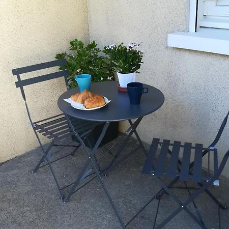 Besancon Appartement T2 Sur Cour Interieure Proximite Gare Bagian luar foto