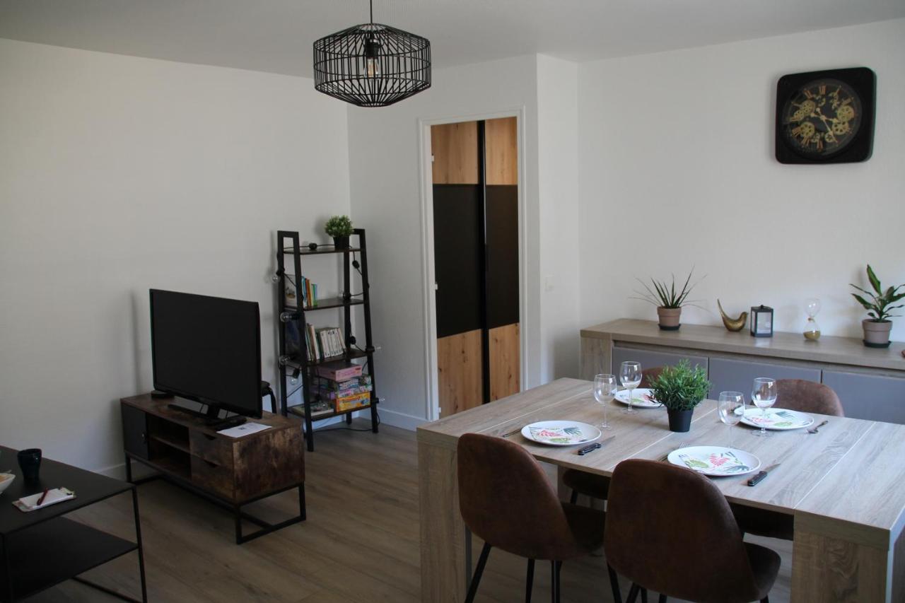 Besancon Appartement T2 Sur Cour Interieure Proximite Gare Bagian luar foto